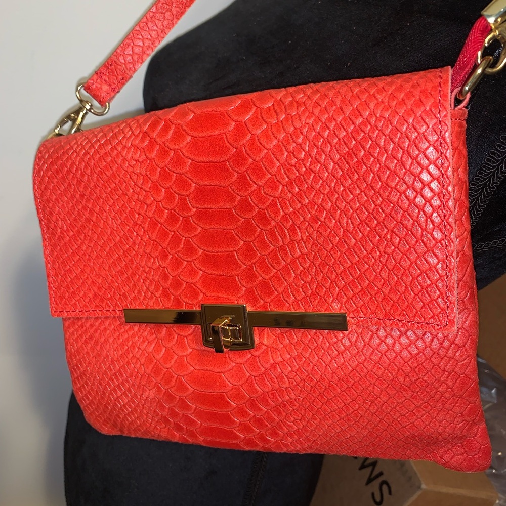 NWT Sofia Cardoni adjustable crossbody bag